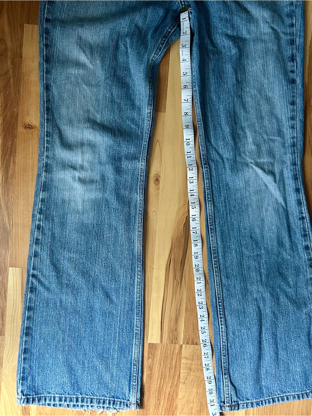 Express Low Rise Flare Jeans - Picture 3 of 8
